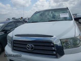 2007 Toyota Tundra Limited z VIN 5TFRV58167X016644, wystawiony jako IAAI lot #41694958 z przebiegiem 233 429 mil mil oraz . Historia ofert i sprzedaży dostępna na DreamBid. Obrazek 12.