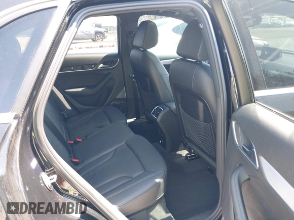 2016 Audi Q3 Prestige z VIN WA1GFCFS5GR020509, wystawiony jako IAAI lot #42150001 z przebiegiem 57 998 mil mil oraz . Historia ofert i sprzedaży dostępna na DreamBid. Obrazek 8.