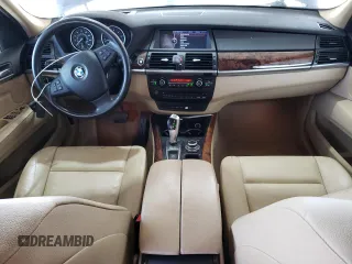 2012 BMW X5 35i z VIN 5UXZV4C58CL756913, wystawiony jako Copart lot #51746195 z przebiegiem 160 295 mil mil oraz Szkoda całkowita • Salvage title. Historia ofert i sprzedaży dostępna na DreamBid. Obrazek 8.