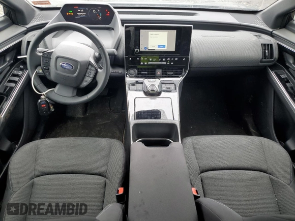 2023 Subaru Solterra Premium z VIN JTMABABA9PA016535, wystawiony jako Copart lot #45106524 z przebiegiem 6 495 mil mil oraz . Historia ofert i sprzedaży dostępna na DreamBid. Obrazek 8.