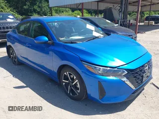 2024 Nissan Sentra SV z VIN 3N1AB8CV0RY359682, wystawiony jako IAAI lot #42517987 z przebiegiem 25 679 mil mil oraz . Historia ofert i sprzedaży dostępna na DreamBid. Obrazek 1.