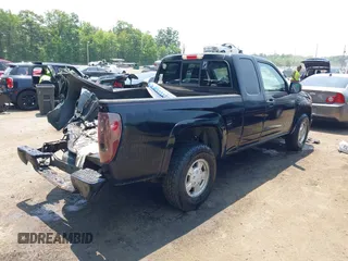 2005 Chevrolet Colorado LS Z71 z VIN 1GCDT196158100185, wystawiony jako IAAI lot #42413707 z przebiegiem 224 330 mil mil oraz . Historia ofert i sprzedaży dostępna na DreamBid. Obrazek 4.