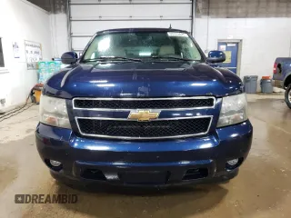 2007 Chevrolet Tahoe LTZ with VIN 1GNFK13047J131157, listed as a Copart auction lot 60333625 with 300,738 mi miles and Clean title. Bid and sale history available at DreamBid. Image 5.