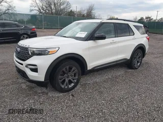 2022 Ford Explorer XLT with VIN 1FMSK8DH6NGC07066, listed as a IAAI auction lot 41856343 with 31,711 mi miles and . Bid and sale history available at DreamBid. Image 2.