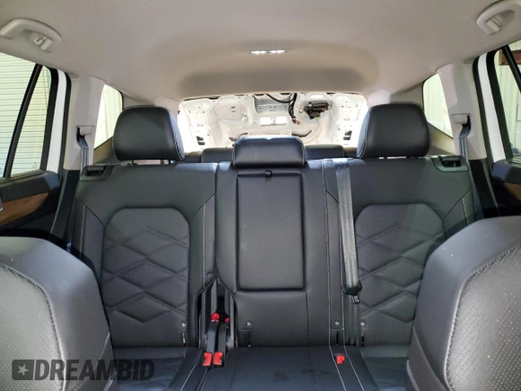 2025 Volkswagen Atlas SE with VIN 1V2HR2CA5SC503516, listed as a Copart auction lot 51640035 with 10,439 mi miles and Clean title. Bid and sale history available at DreamBid. Image 10.