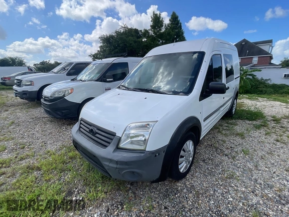 2011 Ford Transit Connect XL with VIN NM0LS6AN0BT051081, listed as a Copart auction lot 64581815 with 185,446 mi miles and Clean title. Bid and sale history available at DreamBid. Image 2.