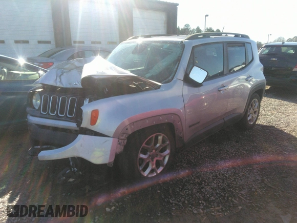 2017 Jeep Renegade Latitude with VIN ZACCJABBXHPE71416, listed as a IAAI auction lot 41207701 with Not Provided miles. Bid and sale history available at carsss.com. Image 2.
