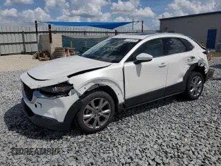 2021 Mazda CX-30 Premium z VIN 3MVDMADM5MM228747, wystawiony jako Copart lot #51747475 z przebiegiem 13 562 mil mil oraz Nie do naprawy • Non repairable. Historia ofert i sprzedaży dostępna na DreamBid. Obrazek 1.