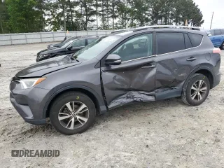 2018 Toyota RAV4 XLE z VIN 2T3WFREV7JW411247, wystawiony jako Copart lot #54569945 z przebiegiem 183 577 mil mil oraz Szkoda całkowita • Salvage title. Historia ofert i sprzedaży dostępna na DreamBid. Obrazek 1.