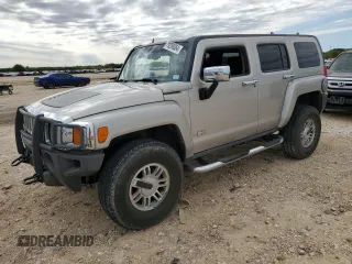 2006 Hummer H3 with VIN 5GTDN136X68177988, listed as a Copart auction lot 79290064 with 247,270 mi miles and Clean Title. Bid and sale history available at carsss.com. Image 1.