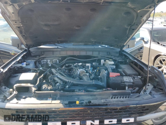 2022 Ford Bronco with VIN 1FMDE5CP1NLB22845, listed as a Copart auction lot 83613404 with 30,911 mi miles and Salvage title. Bid and sale history available at DreamBid. Image 11.