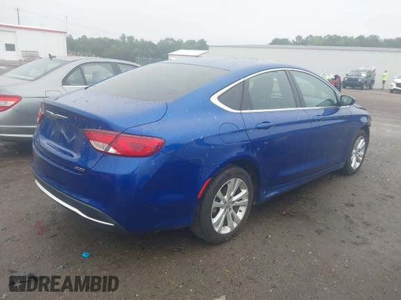 2015 Chrysler 200 Limited с VIN 1C3CCCAB8FN707577, выставлен на аукционе IAAI как лот 42315250 с пробегом 196 141 миль миль и . История ставок и продаж доступна на DreamBid. Изображение 4.