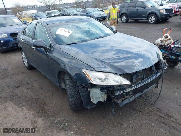 2007 Lexus ES 350 with VIN JTHBJ46G872117517, listed as a IAAI auction lot 41912733 with NaN miles. Bid and sale history available at carsss.com. Image 1.