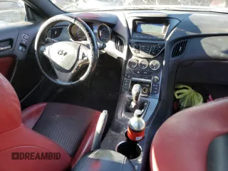 2013 Hyundai Genesis Coupe R-Spec with VIN KMHHT6KD9DU096590, listed as a Copart auction lot 37358694 with 137,046 mi miles and Non repairable. Bid and sale history available at DreamBid. Image 8.