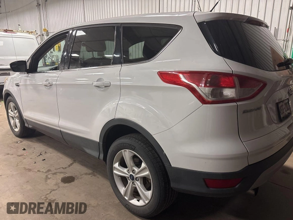 2013 Ford Escape SE z VIN 1FMCU9G93DUD04038, wystawiony jako IAAI lot #42587629 z przebiegiem 213 211 mil mil oraz . Historia ofert i sprzedaży dostępna na DreamBid. Obrazek 31.