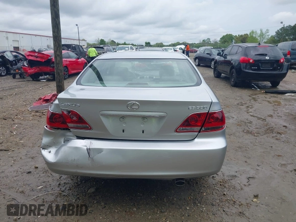 2005 Lexus ES 330 with VIN JTHBA30G855131626, listed as a IAAI auction lot 41979272 with 115,275 mi miles. Bid and sale history available at carsss.com. Image 16.