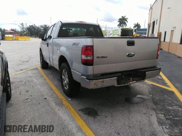 2008 Ford F-150 XL with VIN 1FTRF12218KD25864, listed as a IAAI auction lot 42401225 with 211,038 mi miles and . Bid and sale history available at DreamBid. Image 3.