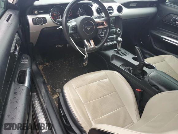 2015 Ford Mustang GT z VIN 1FA6P8CF7F5375003, wystawiony jako Copart lot #55383995 z przebiegiem 84 681 mil mil oraz Szkoda całkowita • Salvage title. Historia ofert i sprzedaży dostępna na DreamBid. Obrazek 8.