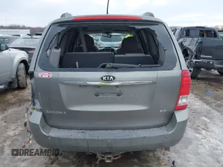 2011 Kia Sedona EX with VIN KNDMH4C74B6374945, listed as a IAAI auction lot 41603400 with 195,848 mi miles. Bid and sale history available at carsss.com. Image 16.