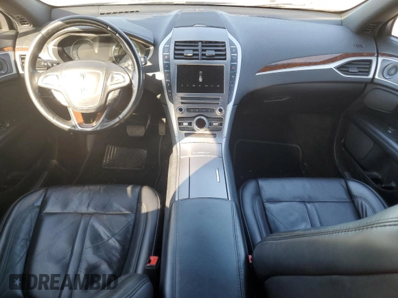 2020 Lincoln MKZ Reserve z VIN 3LN6L5F99LR601945, wystawiony jako Copart lot #54537505 z przebiegiem 120 003 mil mil oraz Nie do naprawy • Non repairable. Historia ofert i sprzedaży dostępna na DreamBid. Obrazek 8.