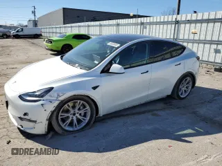 2021 Tesla Model Y Long Range with VIN 5YJYGDEE0MF077789, listed as a Copart auction lot 45838495 with 89,268 mi miles and Salvage Title. Bid and sale history available at DreamBid. Image 1.