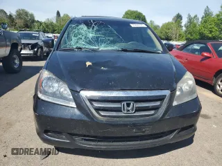 2005 Honda Odyssey EX-L z VIN 5FNRL38735B043791, wystawiony jako Copart lot #55844725 z przebiegiem 172 648 mil mil oraz Szkoda całkowita • Salvage title. Historia ofert i sprzedaży dostępna na DreamBid. Obrazek 5.