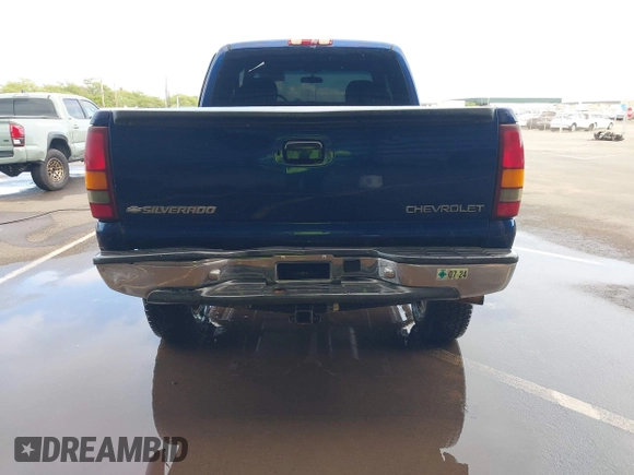 2001 Chevrolet Silverado 1500 LS with VIN 2GCEC19T611179747, listed as a IAAI auction lot 41470758 with Not Provided miles and . Bid and sale history available at DreamBid. Image 16.