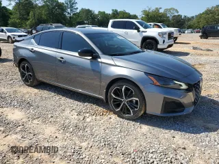 2024 Nissan Altima SR with VIN 1N4BL4CVXRN321211, listed as a Copart auction lot 56959535 with 33,510 mi miles and Salvage title. Bid and sale history available at DreamBid. Image 4.