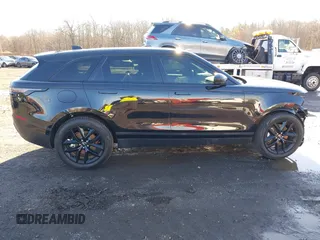2025 Land Rover Range Rover Velar S с VIN SALYJ2EX1SA393398, выставлен на аукционе IAAI как лот 41149949 с пробегом 6 491 миль миль и . История ставок и продаж доступна на DreamBid. Изображение 14.