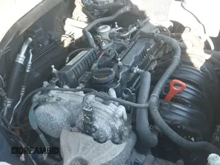 2018 Hyundai Santa Fe 2.4L with VIN 5XYZTDLB1JG569356, listed as a IAAI auction lot 43552900 with 203,509 mi miles and . Bid and sale history available at DreamBid. Image 19.