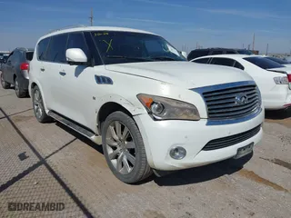 2014 Infiniti QX80 with VIN JN8AZ2NE8E9068192, listed as a IAAI auction lot 41882512 with 194,937 mi miles. Bid and sale history available at carsss.com. Image 1.