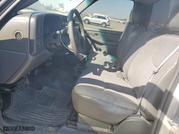 2005 Chevrolet Silverado 1500 Work Truck with VIN 1GCEC14X45Z274721, listed as a Copart auction lot 46951165 with NaN miles and Salvage Title. Bid and sale history available at carsss.com. Image 7.
