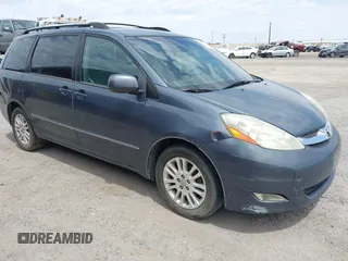 2008 Toyota Sienna XLE z VIN 5TDZK22C68S223902, wystawiony jako IAAI lot #42397876 z przebiegiem 225 563 mil mil oraz . Historia ofert i sprzedaży dostępna na DreamBid. Obrazek 1.