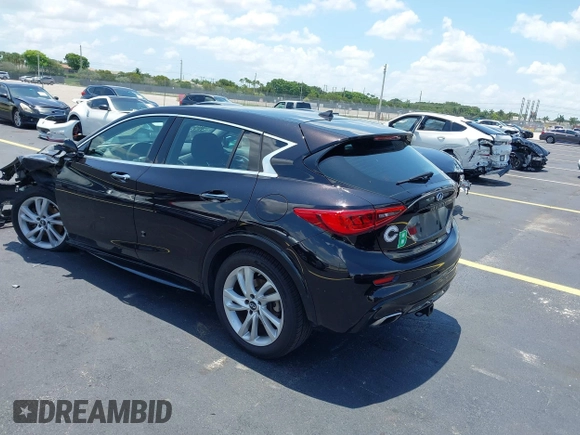 2017 Infiniti QX30 Premium with VIN SJKCH5CP5HA016631, listed as a IAAI auction lot 42355185 with 115,778 mi miles and . Bid and sale history available at DreamBid. Image 3.