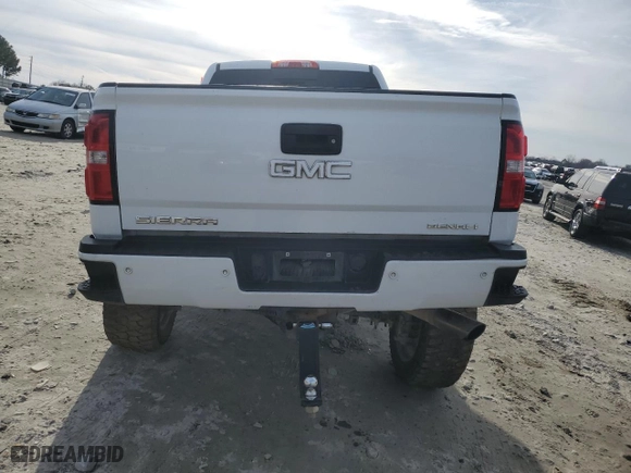 2017 GMC Sierra 2500HD Denali with VIN 1GT12UEGXHF169804, listed as a Copart auction lot 43223325 with 121,469 mi miles and Salvage Title. Bid and sale history available at carsss.com. Image 6.