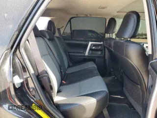 2015 Toyota 4Runner SR5 with VIN JTEZU5JRXF5101804, listed as a Copart auction lot 52541795 with 188,012 mi miles and Clean title. Bid and sale history available at DreamBid. Image 11.