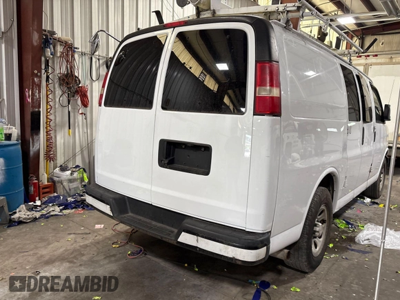 2014 Chevrolet Express Cargo with VIN 1GCSGAFX5E1204664, listed as a IAAI auction lot 42566613 with 103,962 mi miles and . Bid and sale history available at DreamBid. Image 21.