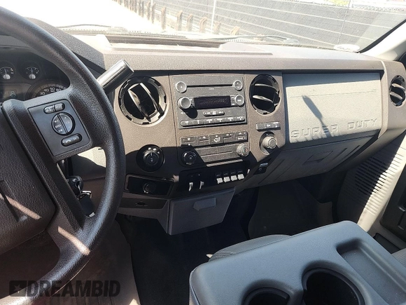 2015 Ford F-250 XLT with VIN 1FT7X2B61FEA77768, listed as a IAAI auction lot 42631312 with 81,314 mi miles and . Bid and sale history available at DreamBid. Image 8.