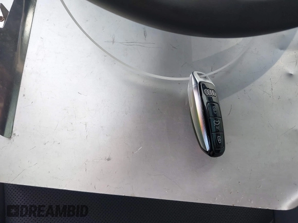 2023 Audi Q8 Premium Plus с VIN WA1EVBF14PD035947, выставлен на аукционе IAAI как лот 41506954 с пробегом 9 153 миль миль и . История ставок и продаж доступна на DreamBid. Изображение 11.