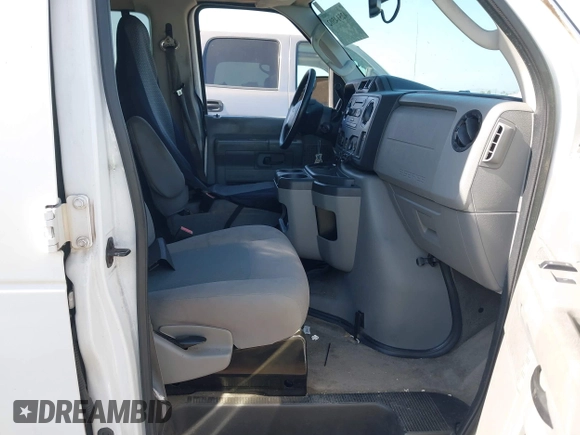 2014 Ford Econoline Passenger XL с VIN 1FBNE3BL0EDA97981, выставлен на аукционе IAAI как лот 42514502 с пробегом 359 801 миль миль и . История ставок и продаж доступна на DreamBid. Изображение 5.