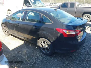 2013 Ford Focus SE with VIN 1FADP3F25DL145651, listed as a IAAI auction lot 41709865 with 193,482 mi miles and . Bid and sale history available at carsss.com. Image 3.