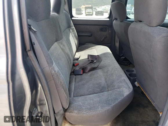 2000 Nissan Frontier XE with VIN 1N6ED27T5YC426456, listed as a Copart auction lot 54411425 with 117,600 mi miles and Salvage title. Bid and sale history available at DreamBid. Image 10.