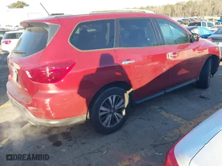 2017 Nissan Pathfinder SV with VIN 5N1DR2MN9HC669673, listed as a IAAI auction lot 41357063 with 141,127 mi miles. Bid and sale history available at carsss.com. Image 4.