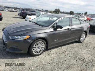 2015 Ford Fusion S Hybrid with VIN 3FA6P0UU7FR306467, listed as a Copart auction lot 47254505 with 153,660 mi miles and Salvage Title. Bid and sale history available at carsss.com. Image 1.
