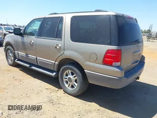 2003 Ford Expedition Special Service с VIN 1FMFU16L33LA47480, выставлен на аукционе IAAI как лот 42514616 с пробегом 205 802 миль миль и . История ставок и продаж доступна на DreamBid. Изображение 3.