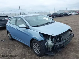 2013 Hyundai Accent GL with VIN KMHCT5AE8DU073123, listed as a IAAI auction lot 41895506 with 78,777 mi miles. Bid and sale history available at carsss.com. Image 1.