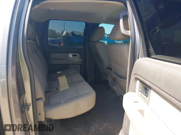 2010 Ford F-150 XL with VIN 1FTFW1CV0AFB68340, listed as a IAAI auction lot 41983383 with 237,566 mi miles. Bid and sale history available at carsss.com. Image 8.
