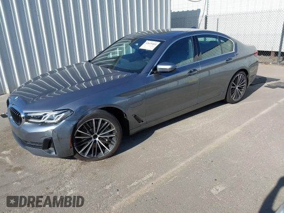 2021 BMW 5 Series 530e with VIN WBA13AG08MCG67152, listed as a IAAI auction lot 42619409 with 42,705 mi miles and . Bid and sale history available at DreamBid. Image 2.