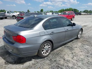 2010 BMW 3 Series 328i with VIN WBAPH5G58ANM34724, listed as a IAAI auction lot 42159549 with 152,472 mi miles and . Bid and sale history available at DreamBid. Image 4.