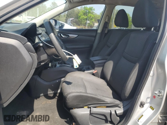 2017 Nissan Rogue S with VIN KNMAT2MT3HP564921, listed as a Copart auction lot 55109565 with 147,789 mi miles and Clean Title. Bid and sale history available at DreamBid. Image 7.